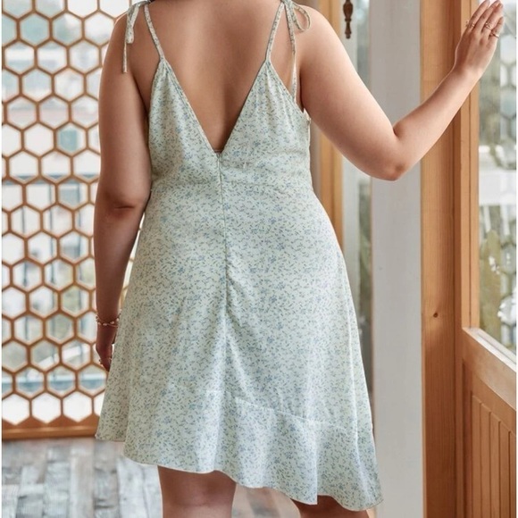 Bohemian Casual Spaghetti Straps Cami Midi Dress - Picture 3 of 9